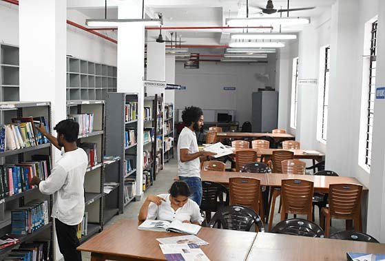 library of the best b arch colleges in kerala